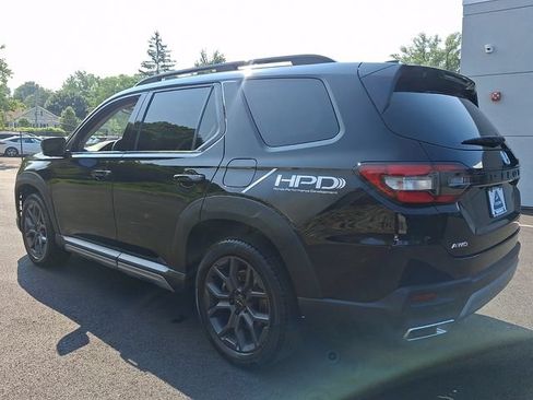 Used 2023 Honda Pilot Elite image 4