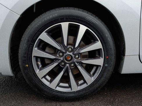 Used 2017 Nissan Altima 2.5 SV image 18