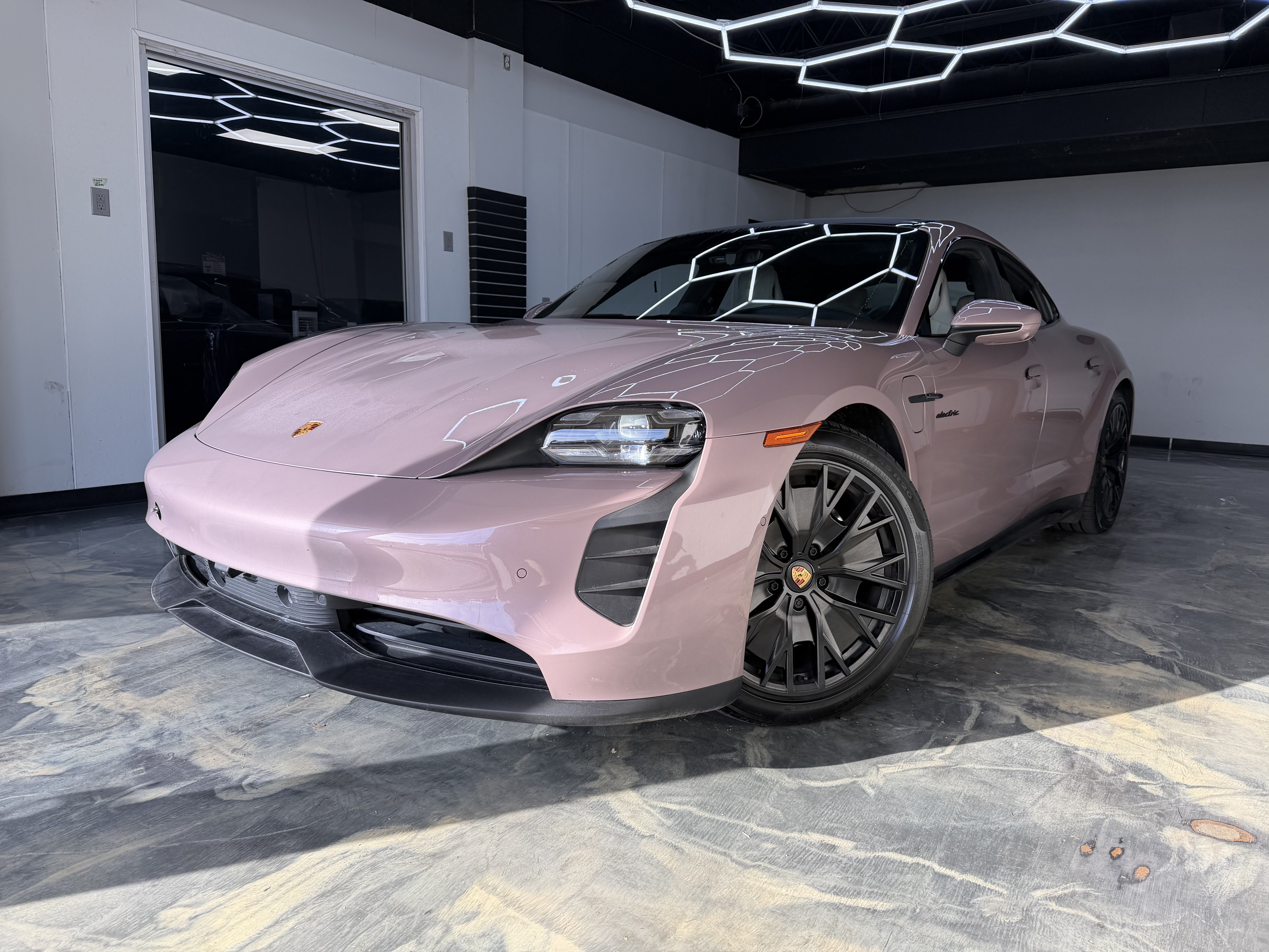 Used 2023 Porsche Taycan GTS AWD/4WD image 1