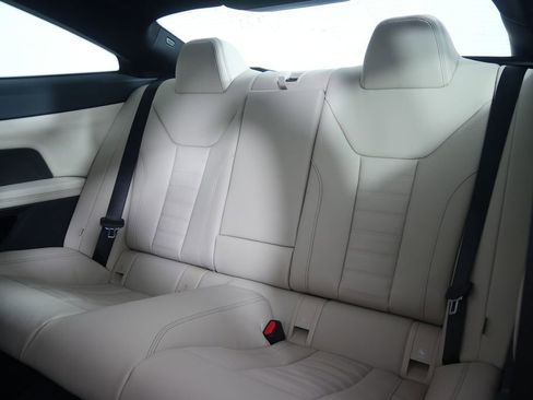 New 2026 BMW 430i Coupe image 13