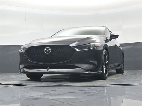 Used 2024 MAZDA MAZDA3 Hatchback w/ Appearance Package image 44