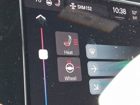 Used 2024 Jeep Grand Cherokee Altitude image 24