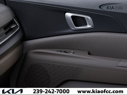 New 2026 Kia Carnival EX image 25