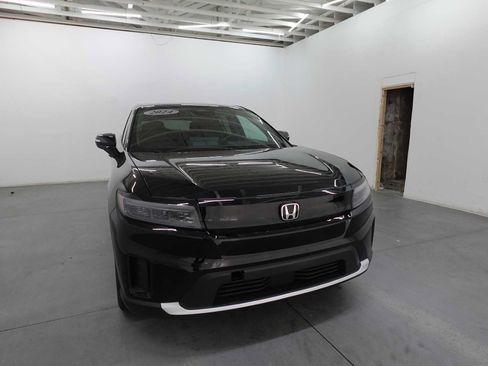 Used 2024 Honda Prologue EX image 3