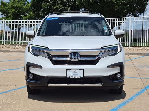 Used 2022 Honda Pilot Touring image 3