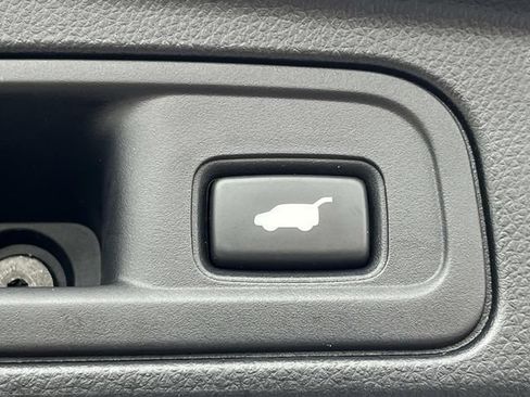 Used 2022 Honda Pilot Special Edition image 11