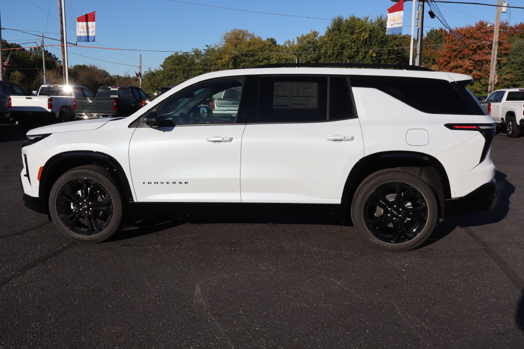 New 2027 Chevrolet Traverse RS AWD/4WD image 35