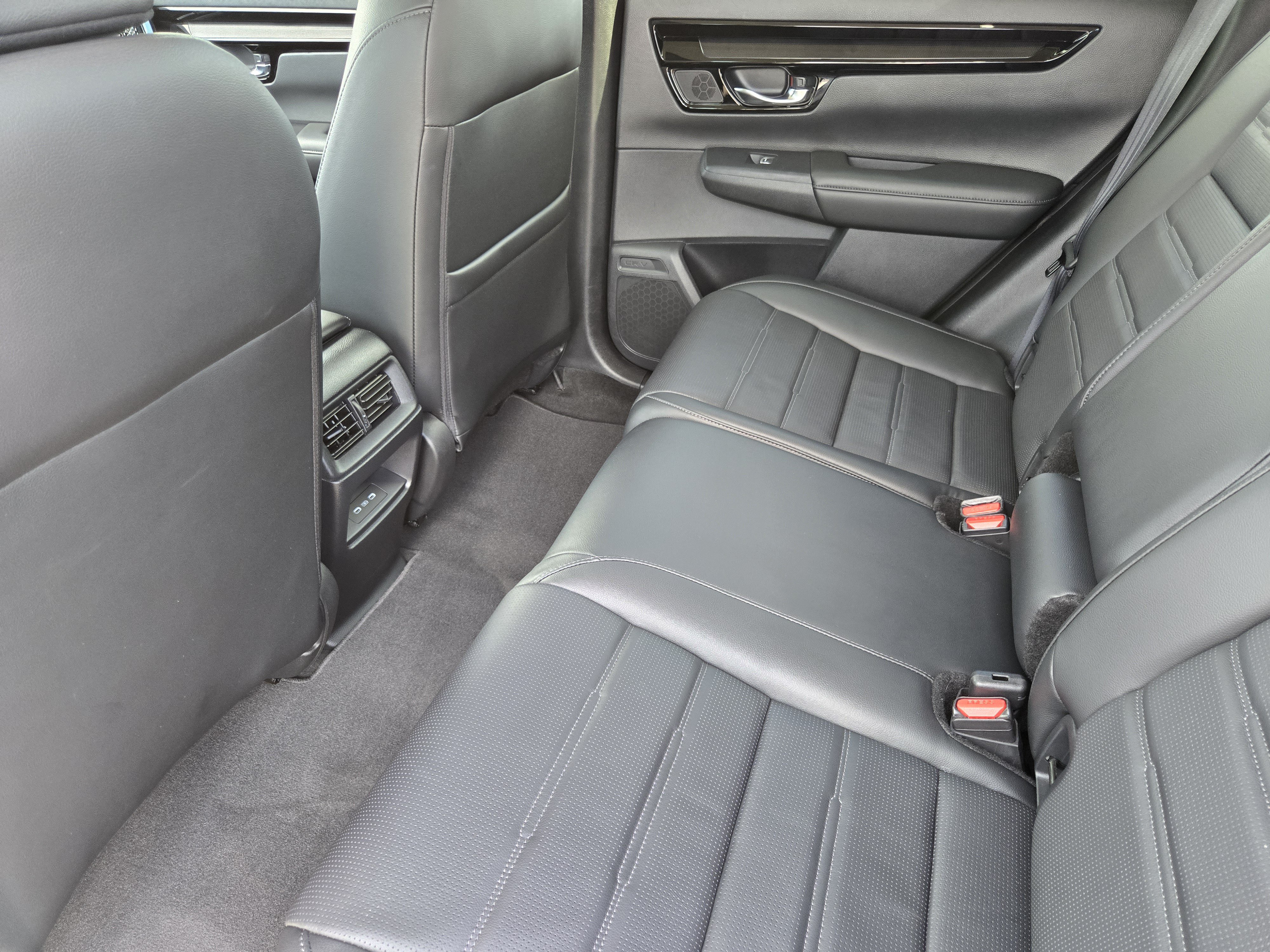 Used 2025 Honda CR-V EX-L image 31