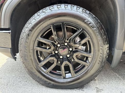 Used 2023 GMC Sierra 1500 Elevation AWD/4WD image 12