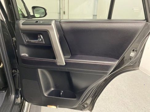 Used 2017 Toyota 4Runner Limited image 34