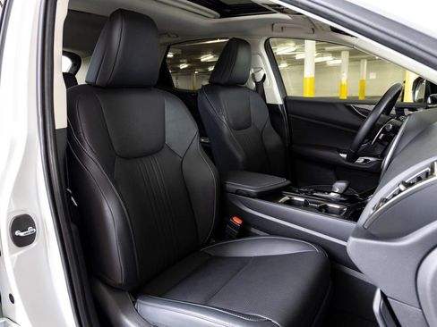 Used 2024 Lexus NX 350h AWD image 32