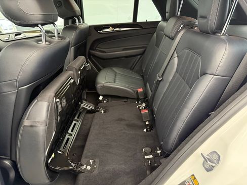 Used 2019 Mercedes-Benz GLE 400 4MATIC w/ Premium 1 Package image 66