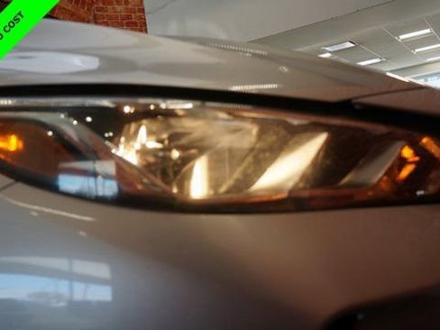 Certified 2022 Nissan Sentra SV image 61