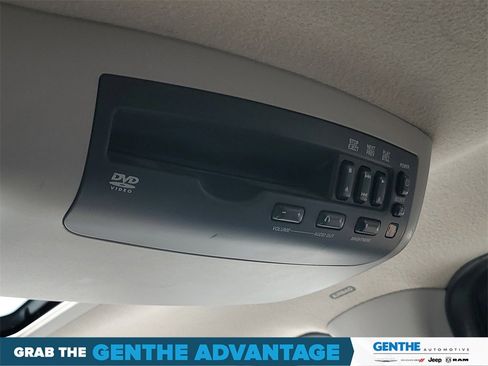 Used 2003 Ford Explorer XLT image 24
