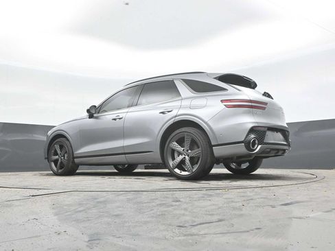 Used 2024 Genesis GV70 2.5T w/ Sport Prestige Package AWD/4WD image 43