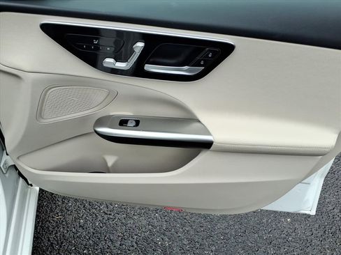 Used 2022 Mercedes-Benz C 300 4MATIC Sedan image 9