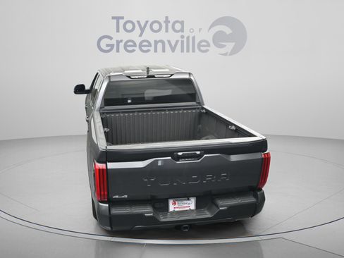 Used 2025 Toyota Tundra SR5 AWD/4WD image 10