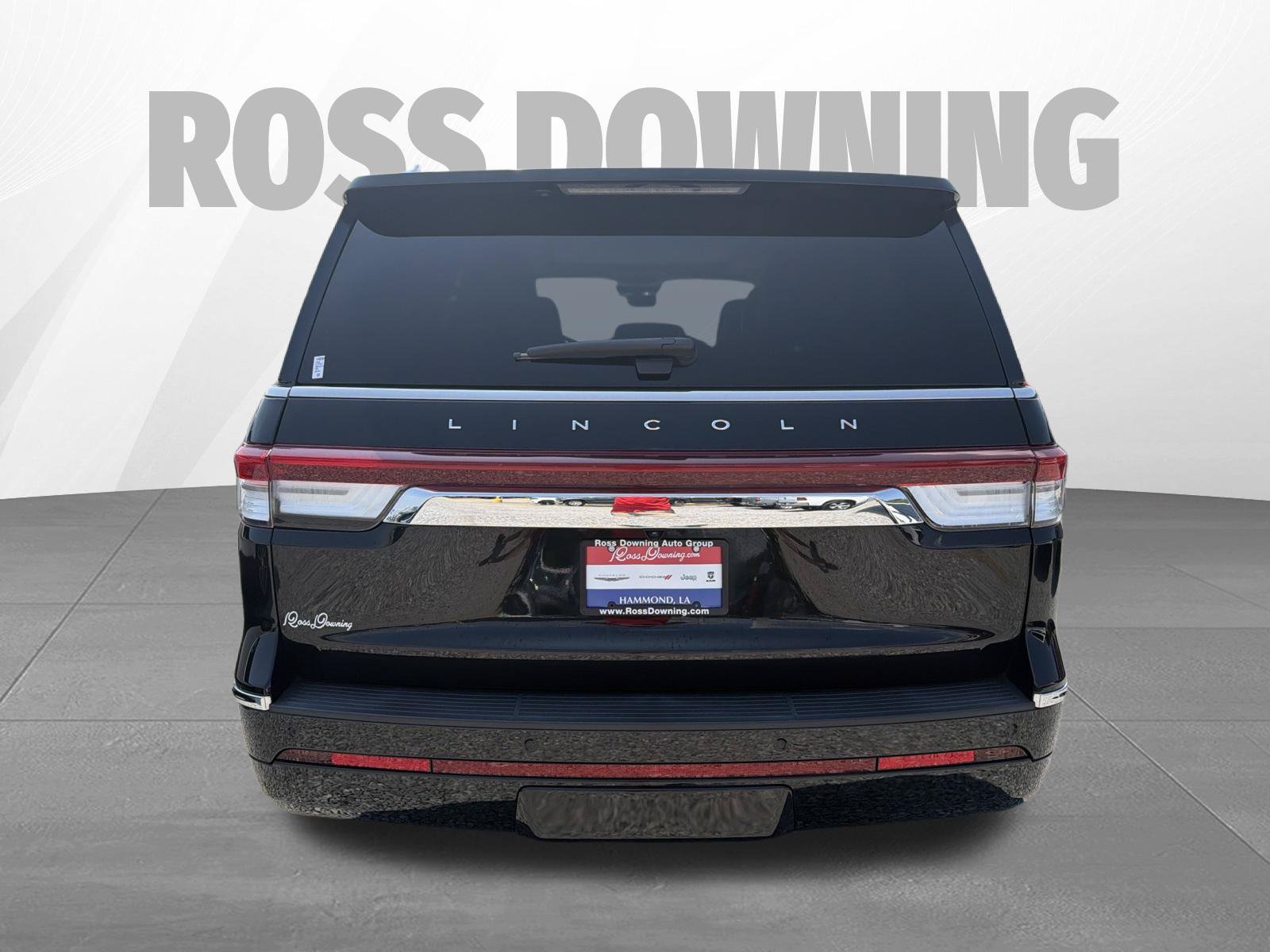 Used 2022 Lincoln Navigator Reserve RWD image 5