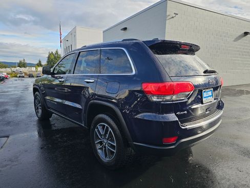 Used 2017 Jeep Grand Cherokee Limited w/ Luxury Group II AWD/4WD image 4