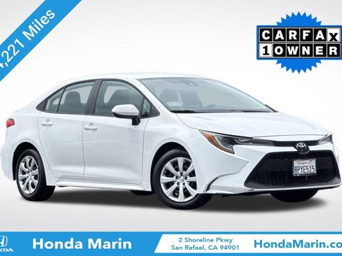 Used 2020 Toyota Corolla LE FWD image 1