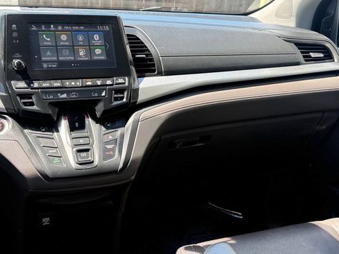 Used 2018 Honda Odyssey EX-L image 7