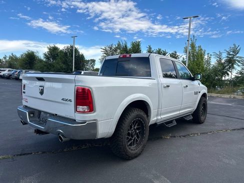 Used 2017 RAM 1500 Laramie AWD/4WD image 6