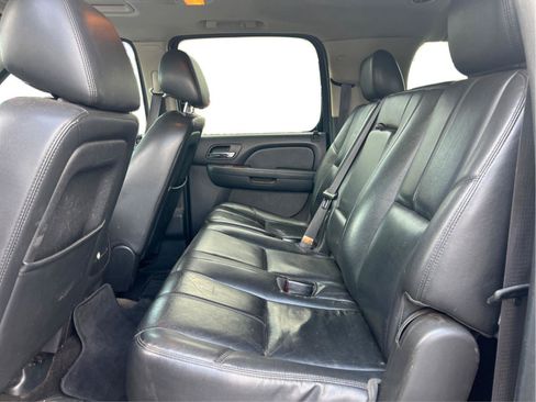 Used 2014 Chevrolet Suburban LT AWD/4WD image 11