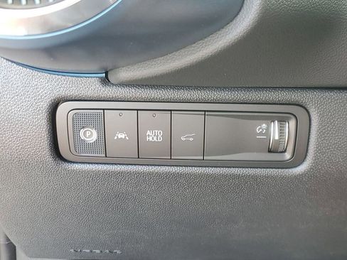 New 2026 Chevrolet Equinox EV LT image 17