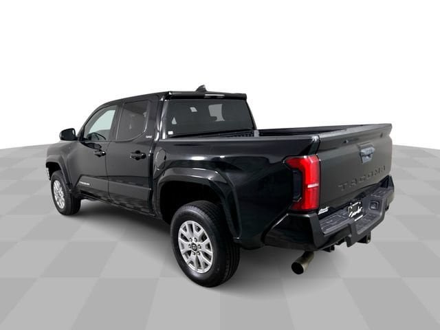 Used 2025 Toyota Tacoma SR5 RWD image 6