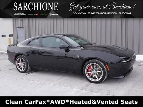 Used 2025 Dodge Charger R/T Scat Pack w/ Track Pack image 1