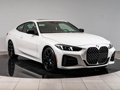 Certified 2025 BMW 430i xDrive Coupe w/ M Sport Package AWD/4WD image 12