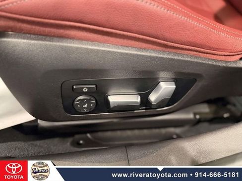 Used 2023 BMW 330i xDrive Sedan w/ Premium Package AWD/4WD image 15