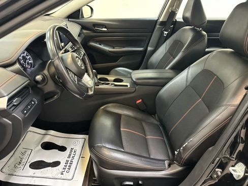 Certified 2019 Nissan Altima 2.5 SR FWD image 4