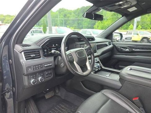 Used 2022 GMC Yukon XL Denali w/ Max Trailering Package AWD/4WD image 23