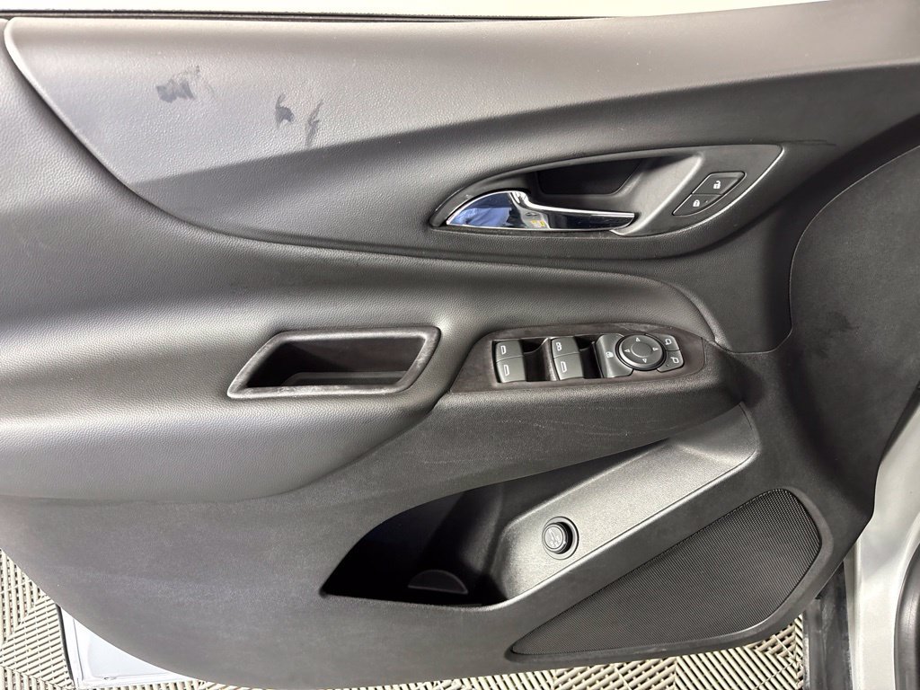 Used 2019 Chevrolet Equinox LT FWD image 29