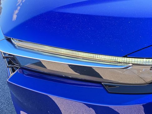 Used 2024 Honda CR-V EX-L image 32