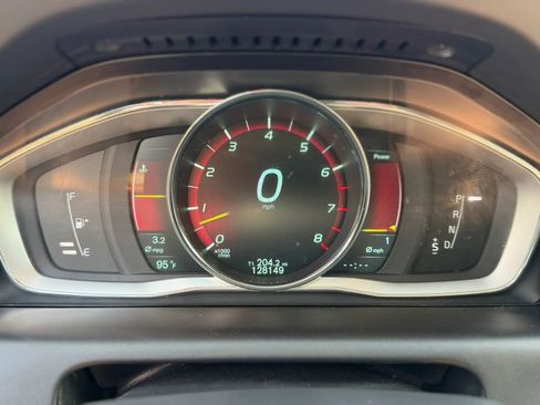 Used 2015 Volvo XC60 T6 Platinum AWD/4WD image 14