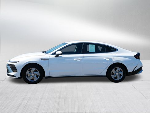 Certified 2026 Hyundai Sonata SE FWD image 4