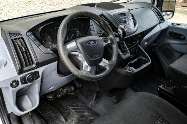 Used 2019 Ford Transit 250 148 Medium Roof RWD image 2