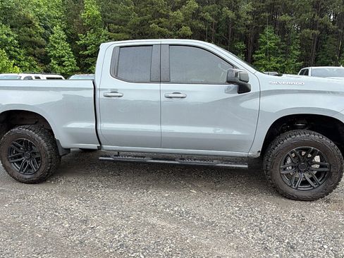 Used 2025 Chevrolet Silverado 1500 RST AWD/4WD image 7