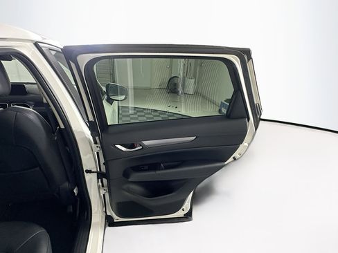 Used 2017 MAZDA CX-5 Touring w/ Preferred Equipment Package FWD image 31