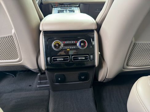 Used 2023 Lincoln Aviator AWD w/ Premium Package image 23