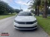 Used 2018 Volkswagen Passat 2.0T SE image 3