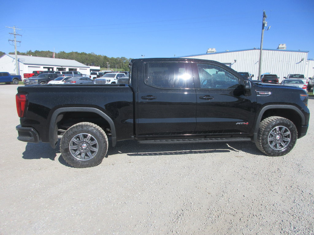 New 2026 GMC Sierra 1500 AT4 w/ AT4 Premium Package AWD/4WD image 4