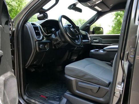 Used 2022 RAM 2500 Big Horn AWD/4WD image 18