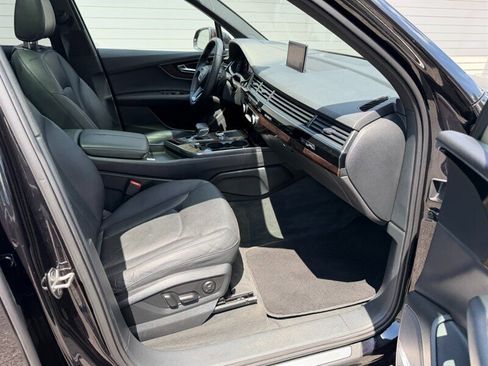 Used 2017 Audi Q7 3.0T Prestige AWD/4WD image 34