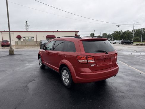 Used 2019 Dodge Journey SE FWD image 18