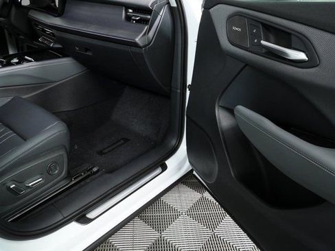 New 2026 Audi Q3 quattro 2.0T image 25