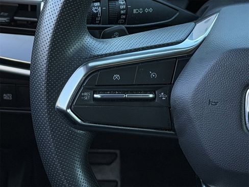 Used 2024 Honda Prologue EX image 13