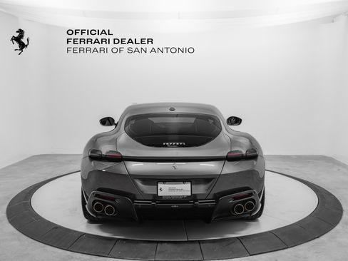 Certified 2022 Ferrari Roma image 11